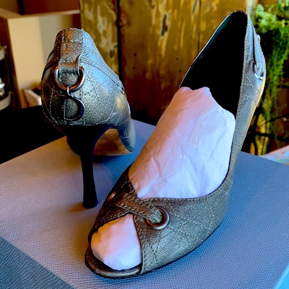 Christian Dior Grey Peep Toe Pumps 38 1/2